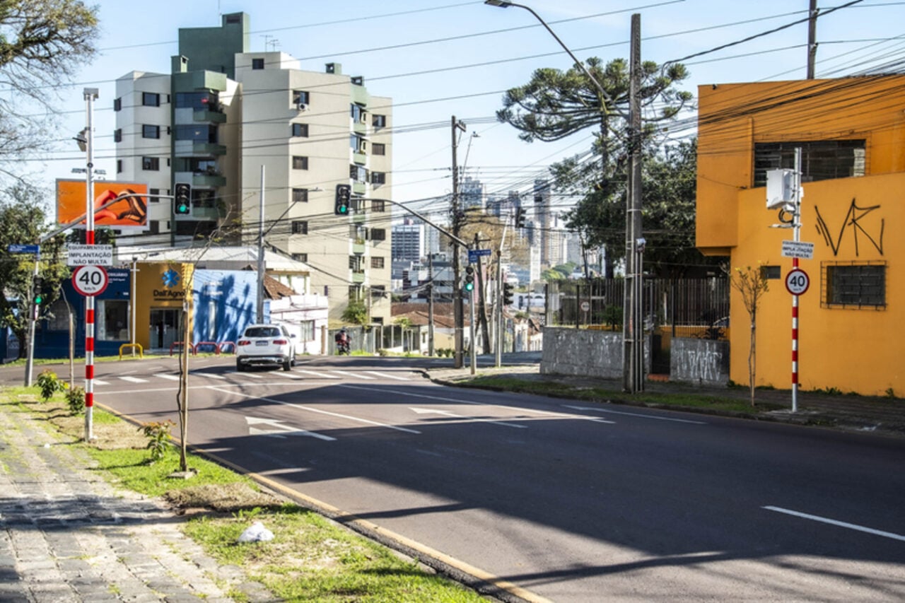 Novo radar de velocidade começa a gerar autuações em Curitiba