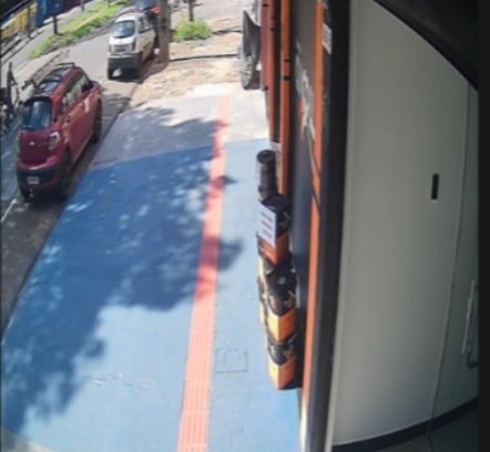 VÍDEO: Idoso morre após ser atingido por carro enquanto atravessava avenida em Maringá – Maringá Post