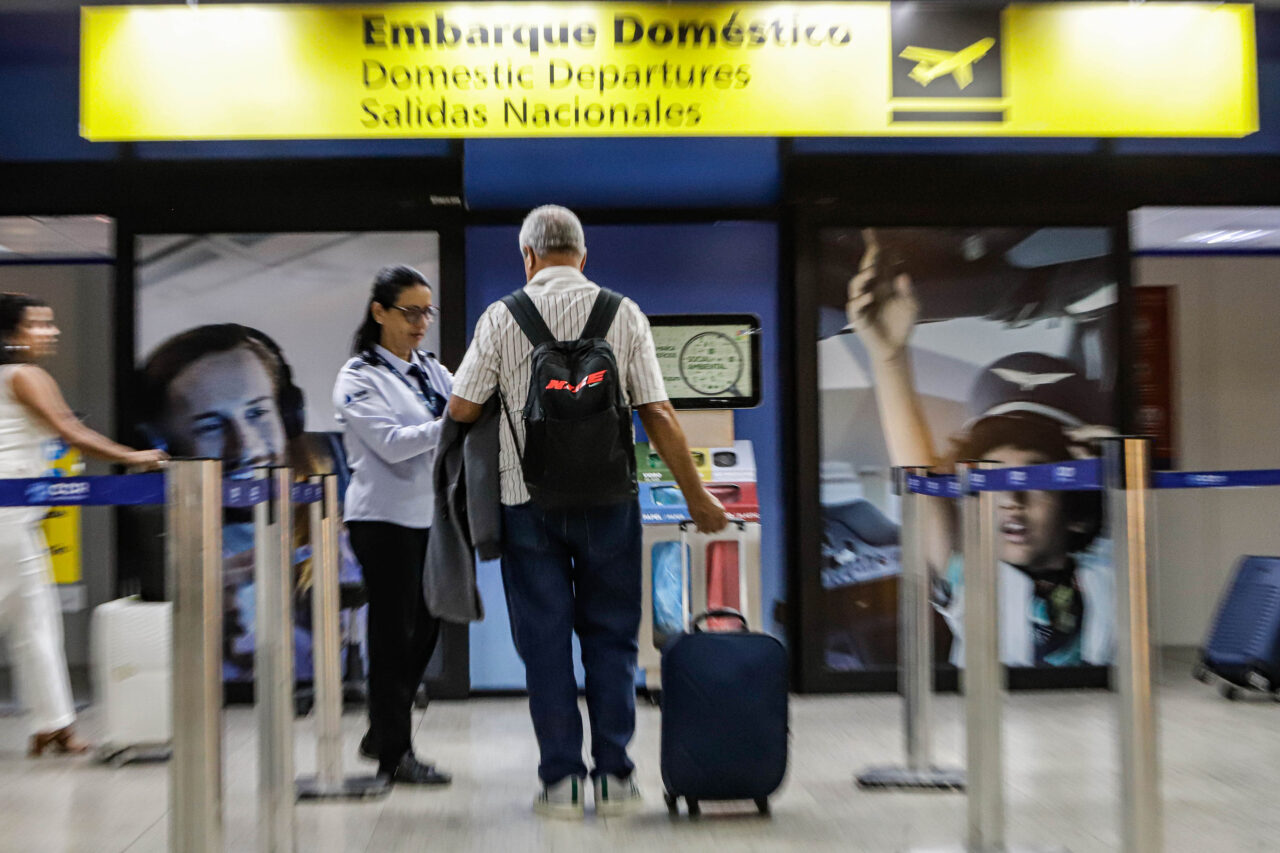 Cancelamentos e atrasos afetam mais de 30 mil passageiros no Aeroporto Afonso Pena