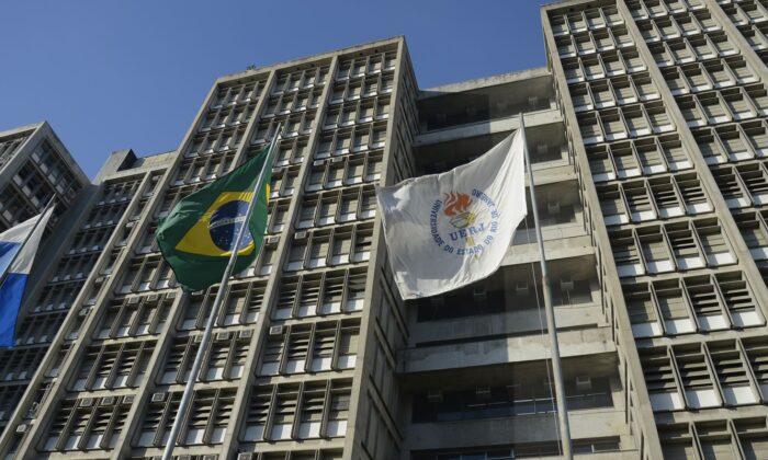 Justiça aumenta indenização a estudantes vítimas de racismo na Uerj
