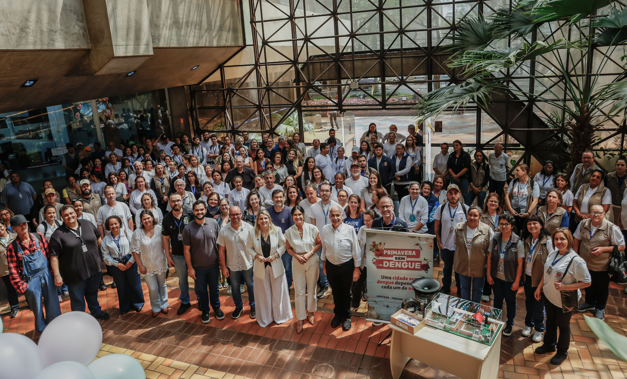 Prefeitura do Município de Maringá – Com intensificação do fenômeno El Niño, ‘Primavera sem Dengue 2026′ convida moradores a rerforçar cuidados para manter índices da doença sob controle