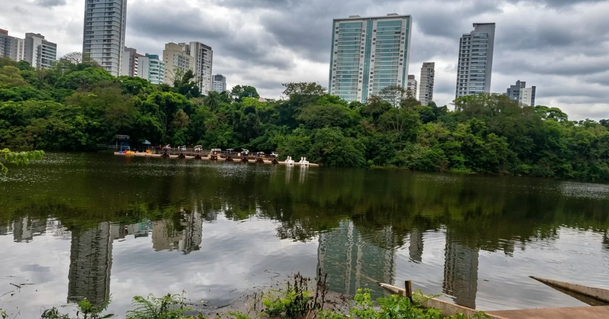Lago do Parque do Ingá se recupera da seca e fica próximo de…
