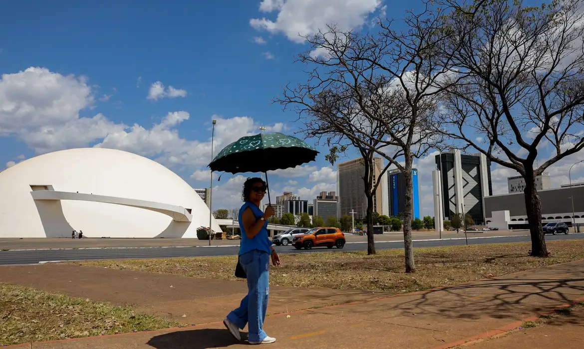 Inmet divulga previsão do tempo para o mês de outubro