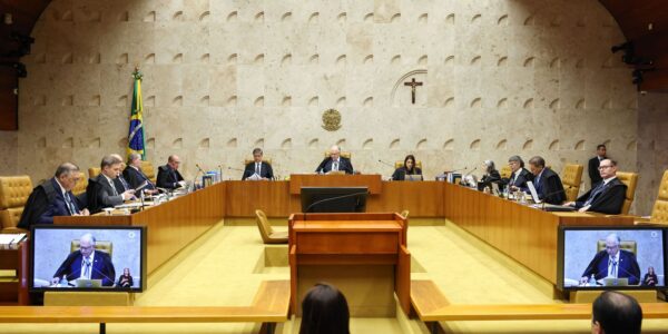 STF interrompe julgamento; sessão será retomada será às 15h
