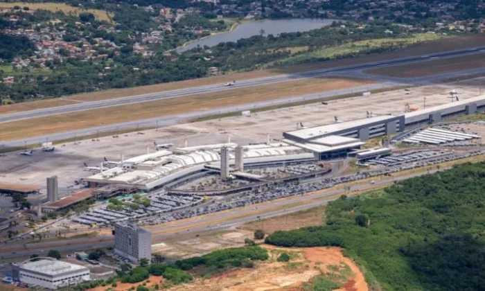 Aeroporto de Confins volta à normalidade depois de suspender operações