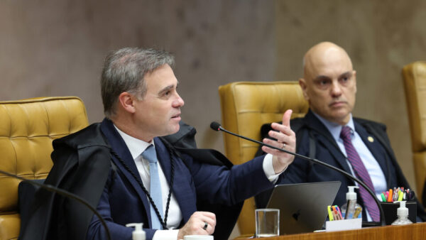 Embate histórico de Mendonça e Moraes pode definir rumos da República