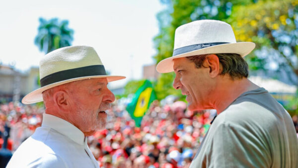Lula ignora crise no STF em campanha no interior de São Paulo com Haddad