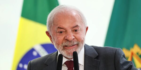 Lula pede quebra completa de sigilo do caso Master "doa a quem doer"