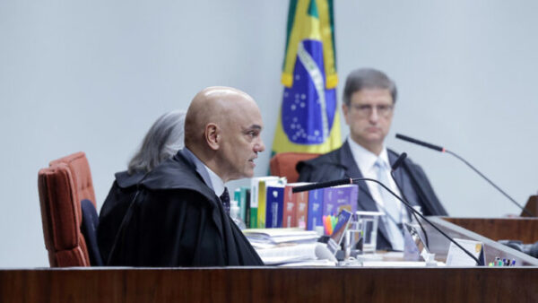 OAB-PR defende afastamento de Moraes e suspeição de Gonet; nota será enviada a Fachin