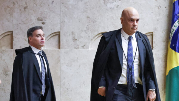 Oposição reforça convocação para o 7 de Setembro após ofensiva de Moraes contra Mendonça